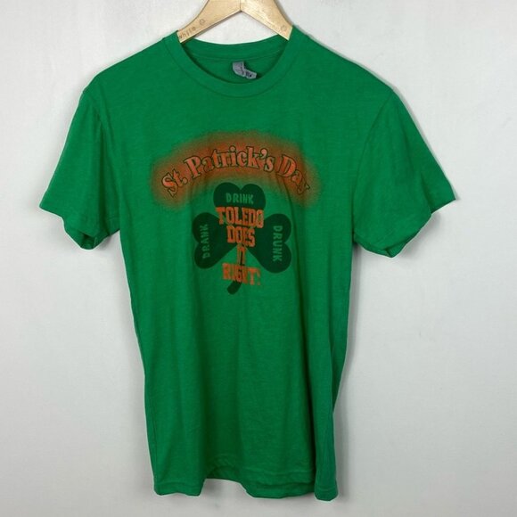 Next Level St. Patrick’s Day Clover Tee Toledo Size Small Green Short Sleeve Top - Picture 3 of 8